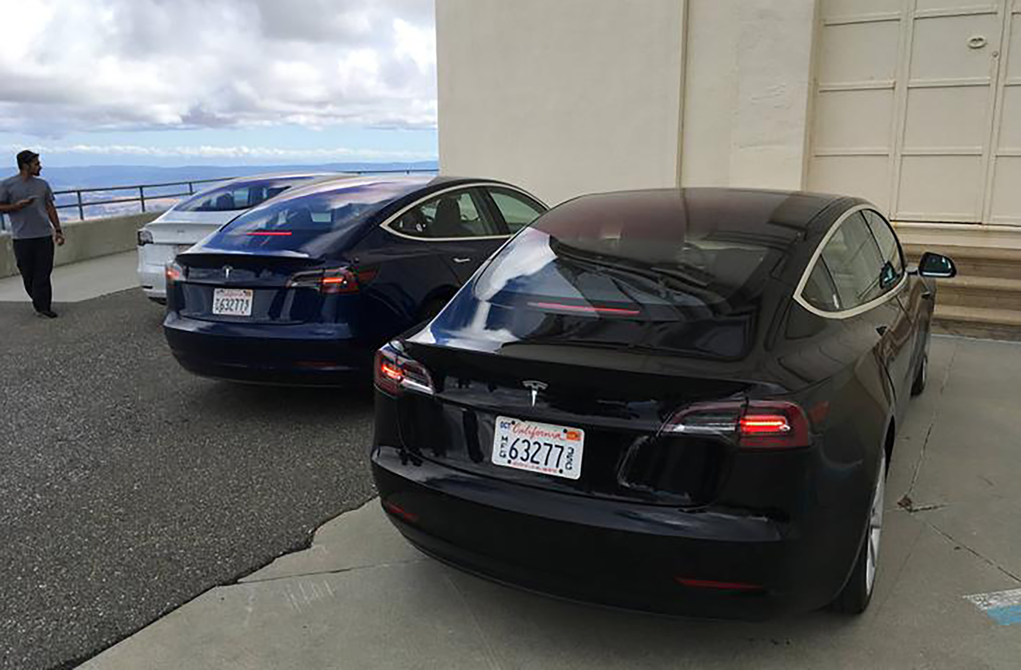 Tesla Model 3 Interior Photos Surface On The Net Engine Rides